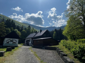 Jízdárna Malenovice, Malenovice